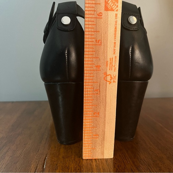 Marc Fisher Chic Black Leather Wedge Sandals. Women’s size 6.5 - Picture 11 of 13